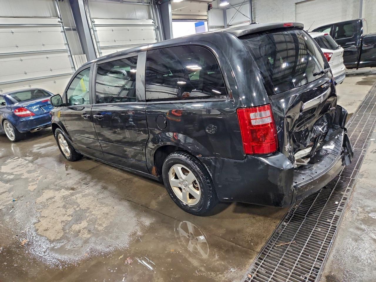 2010 Dodge Grand Caravan Se - Фото 2