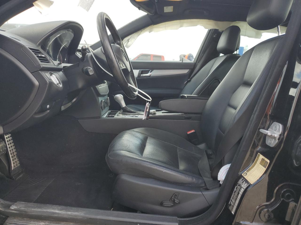 2011 Mercedes-Benz C 300 - Фото 7