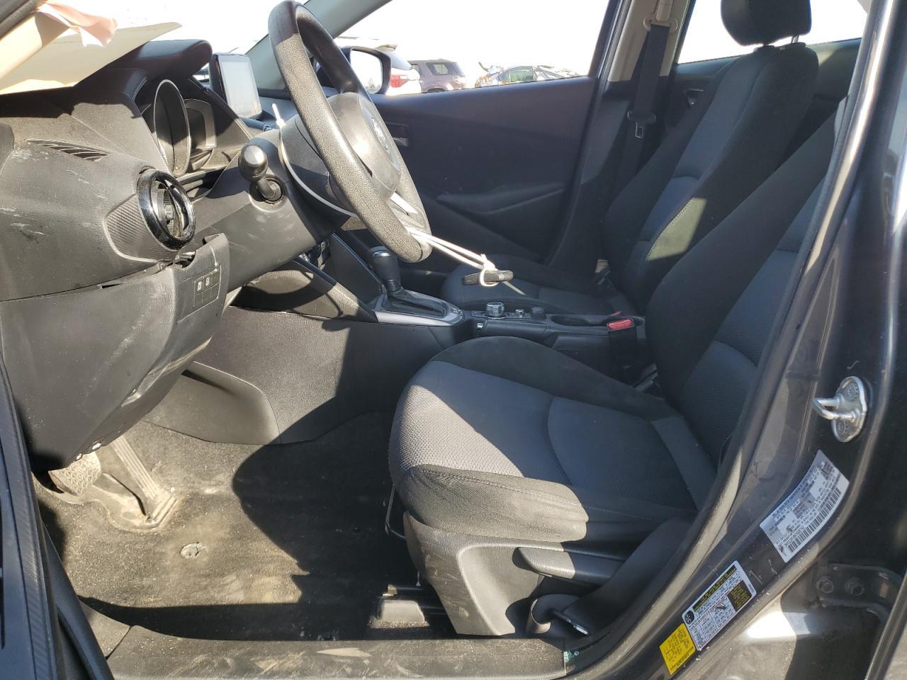 2019 Toyota Yaris L - Фото 7