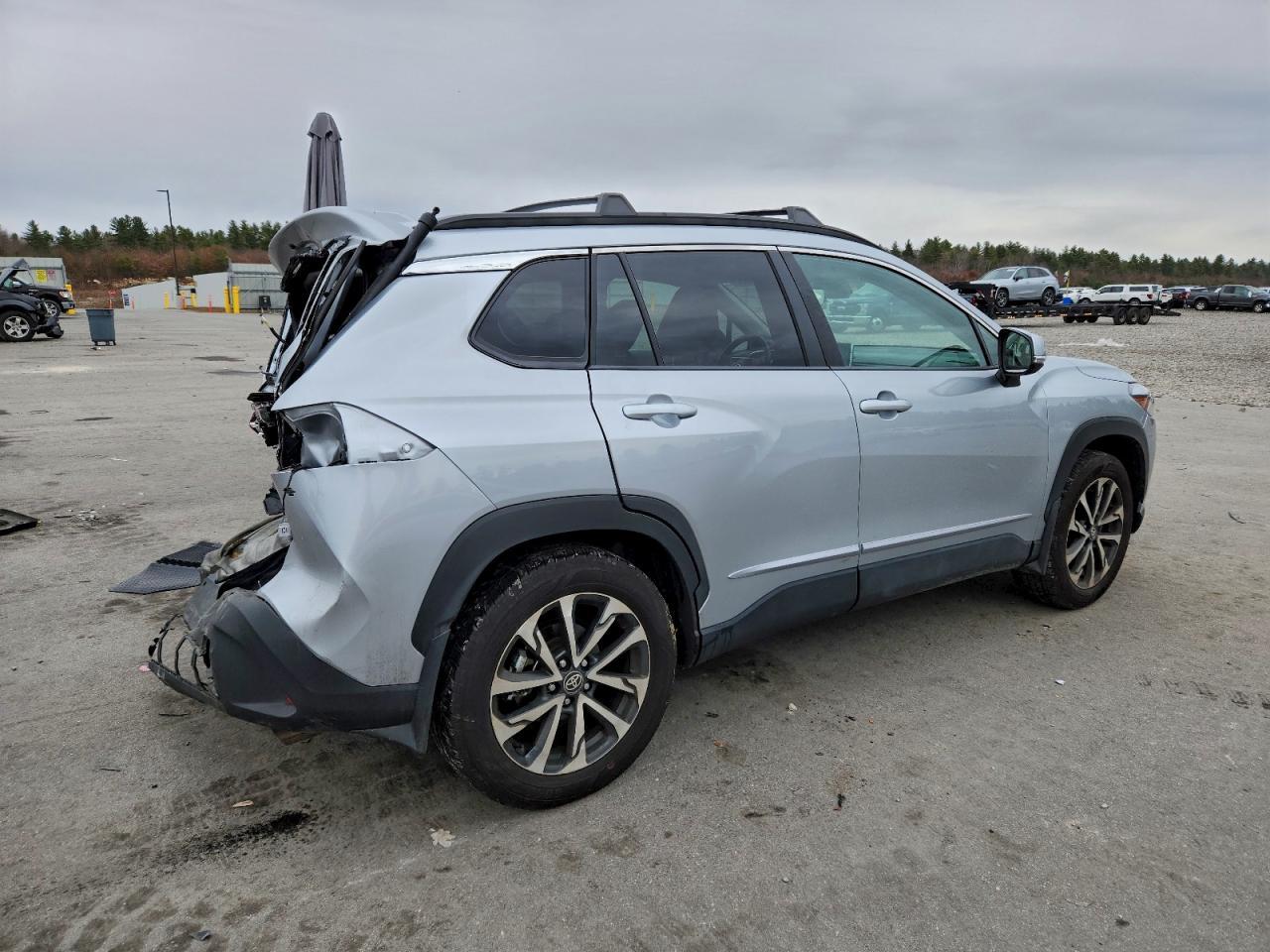 2024 Toyota Corolla Cross Xle - Фото 3