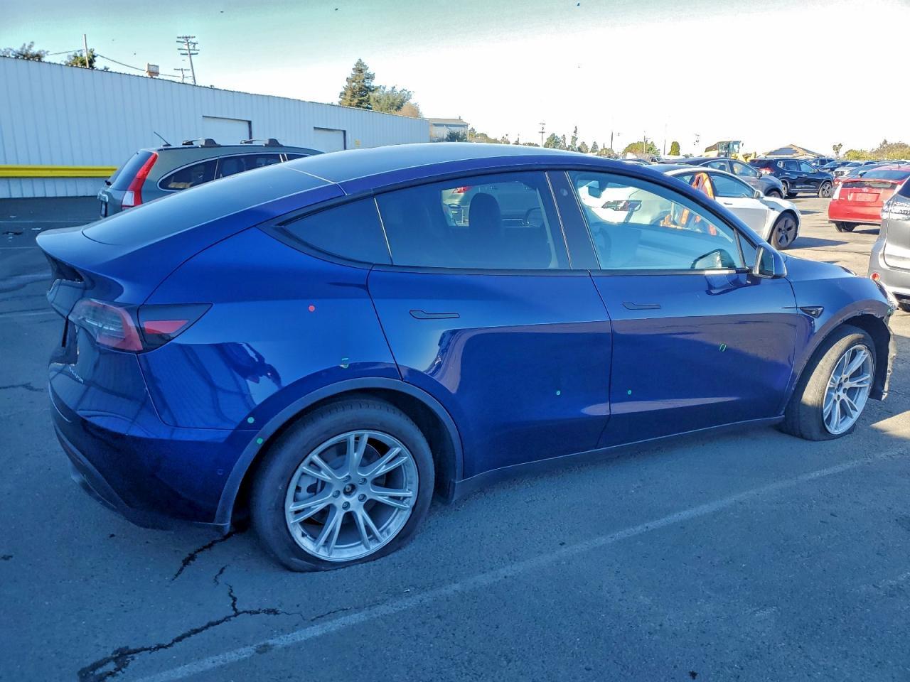 2022 Tesla Model Y - Image 3