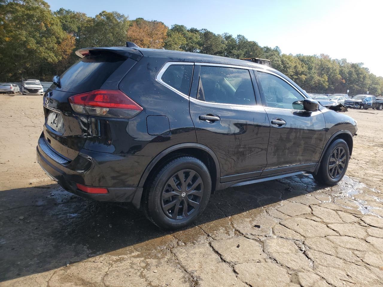 2018 Nissan Rogue S - Фото 3