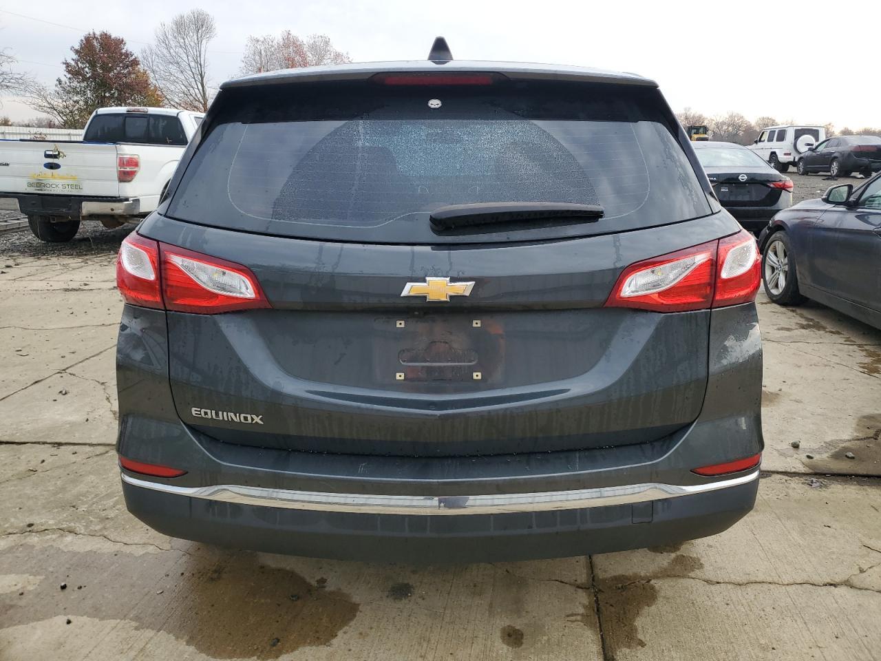 2018 Chevrolet Equinox Ls - Фото 6