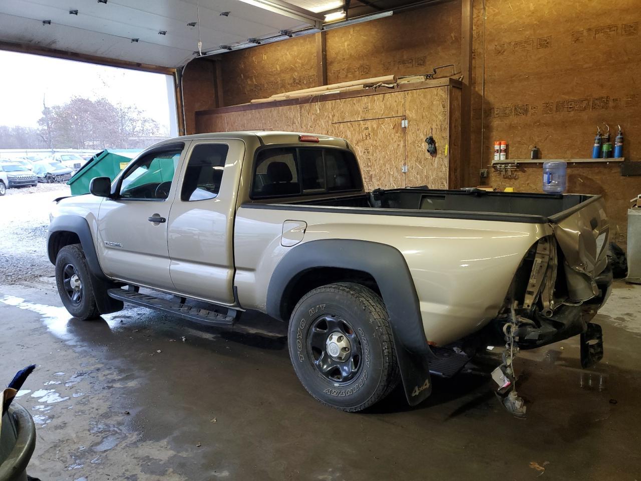 2006 Toyota Tacoma Access Cab - Image 2
