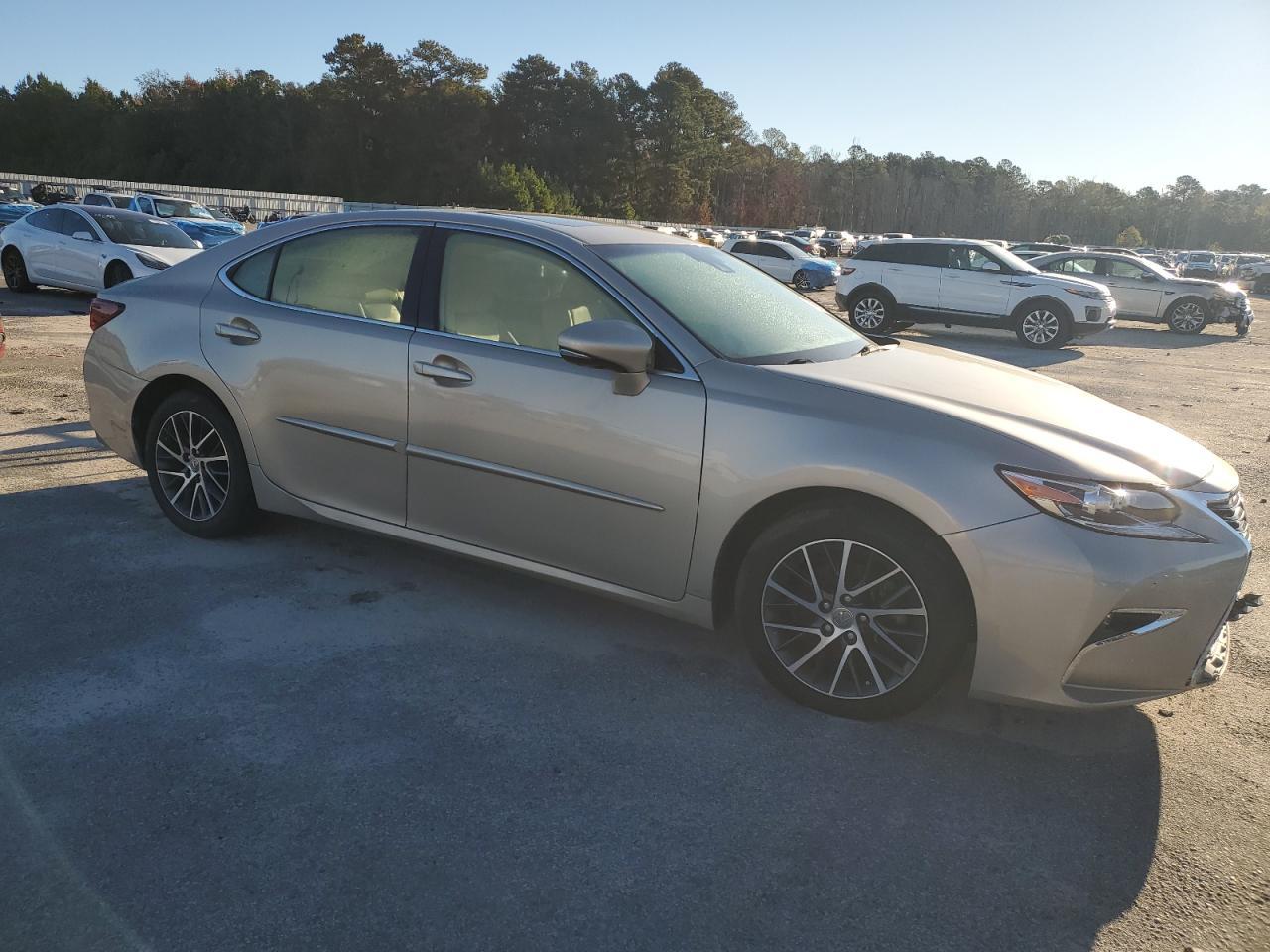 2016 Lexus Es 350 - Image 4