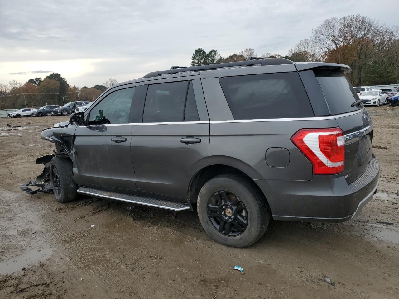2020 Ford Expedition Xlt - Image 2