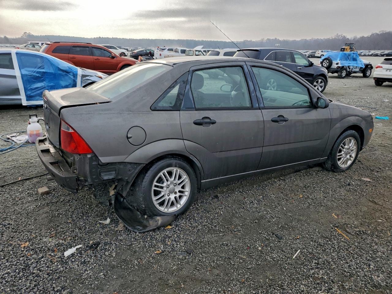 2007 Ford Focus Zx4 - Фото 3