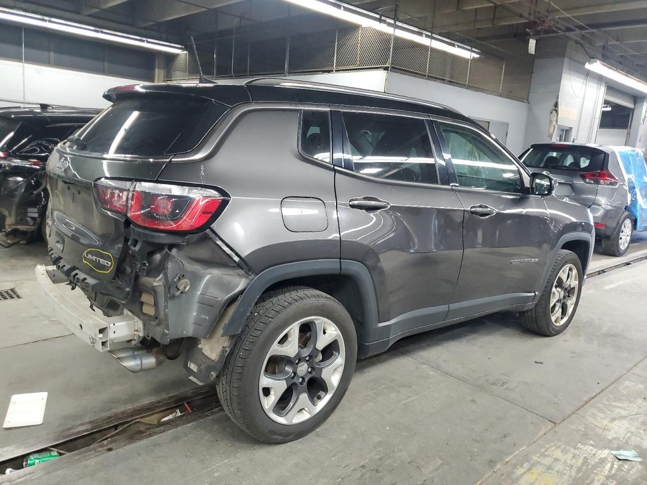 2018 Jeep Compass Limited - Фото 3