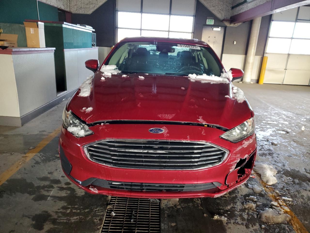 2020 Ford Fusion Se - Фото 5