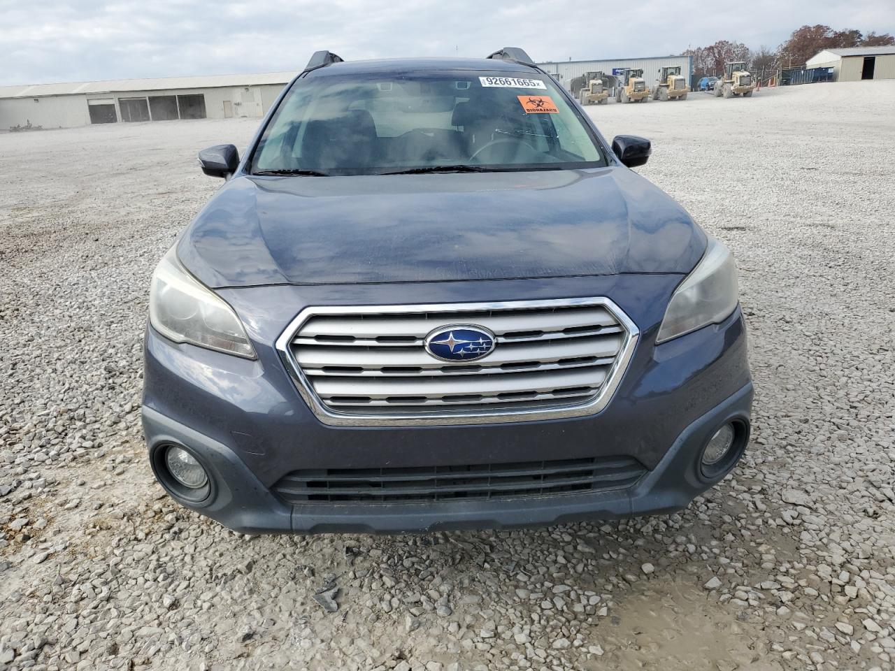 2017 Subaru Outback 2.5I Premium - Image 5