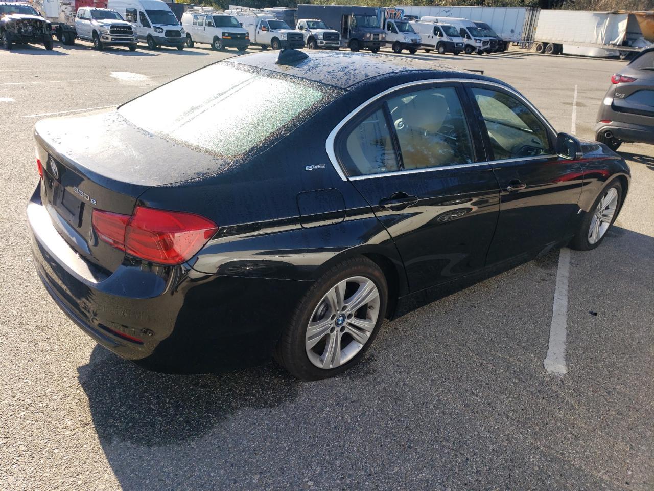 2018 BMW 330E - Image 3