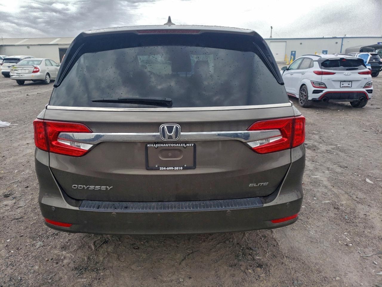 2018 Honda Odyssey Elite - Image 6