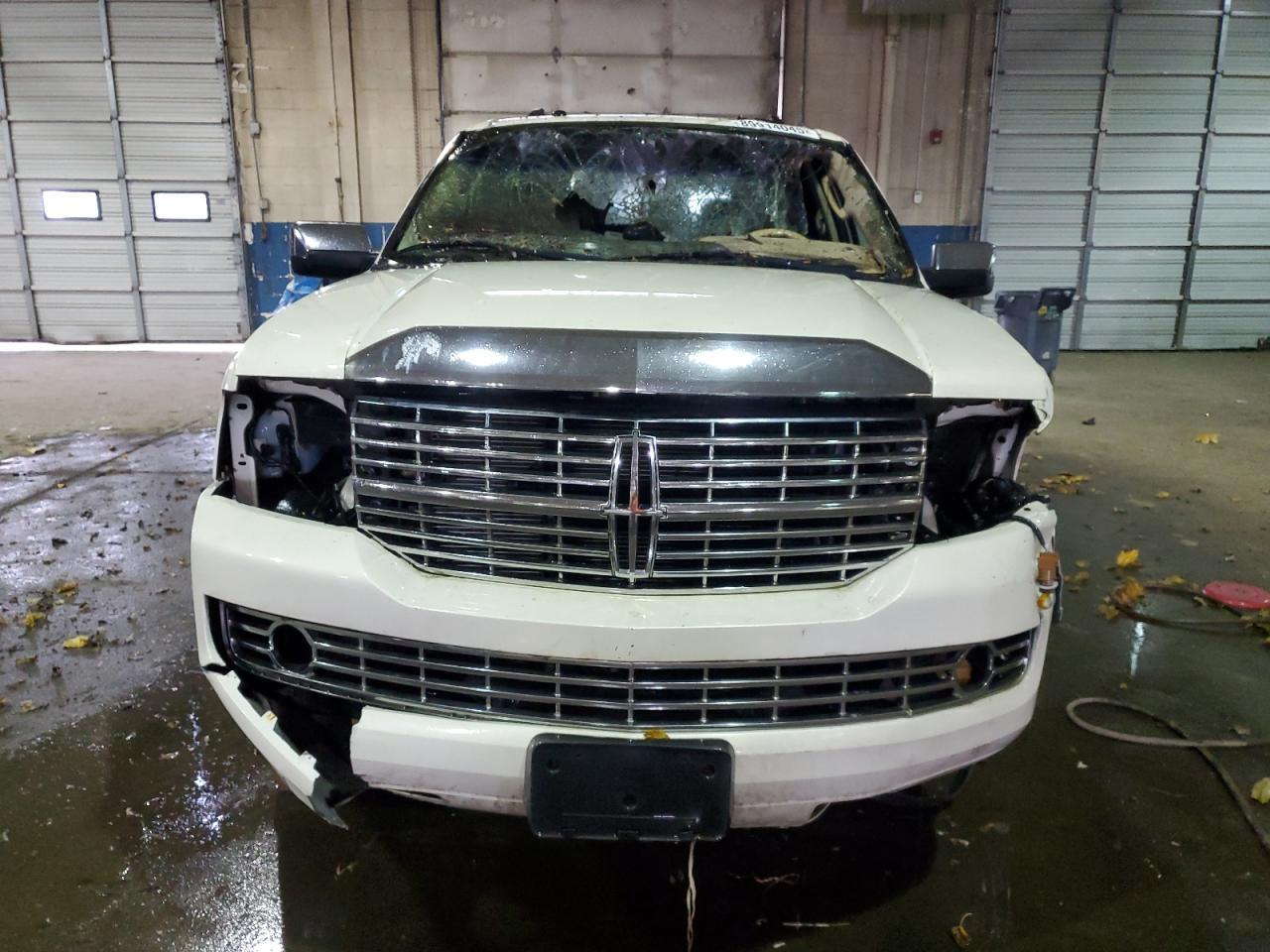 2011 Lincoln Navigator - Фото 5