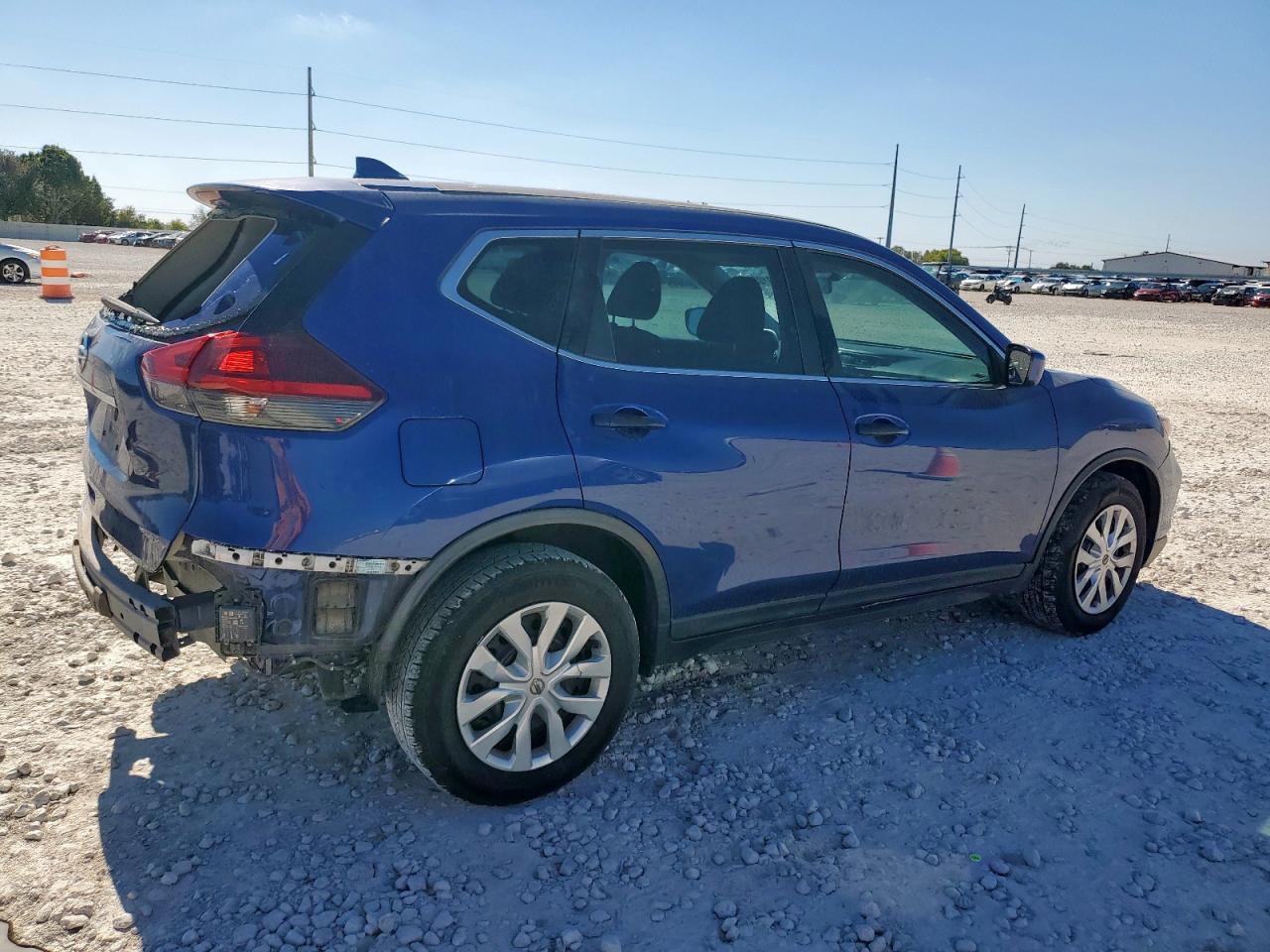 2018 Nissan Rogue S - Фото 3