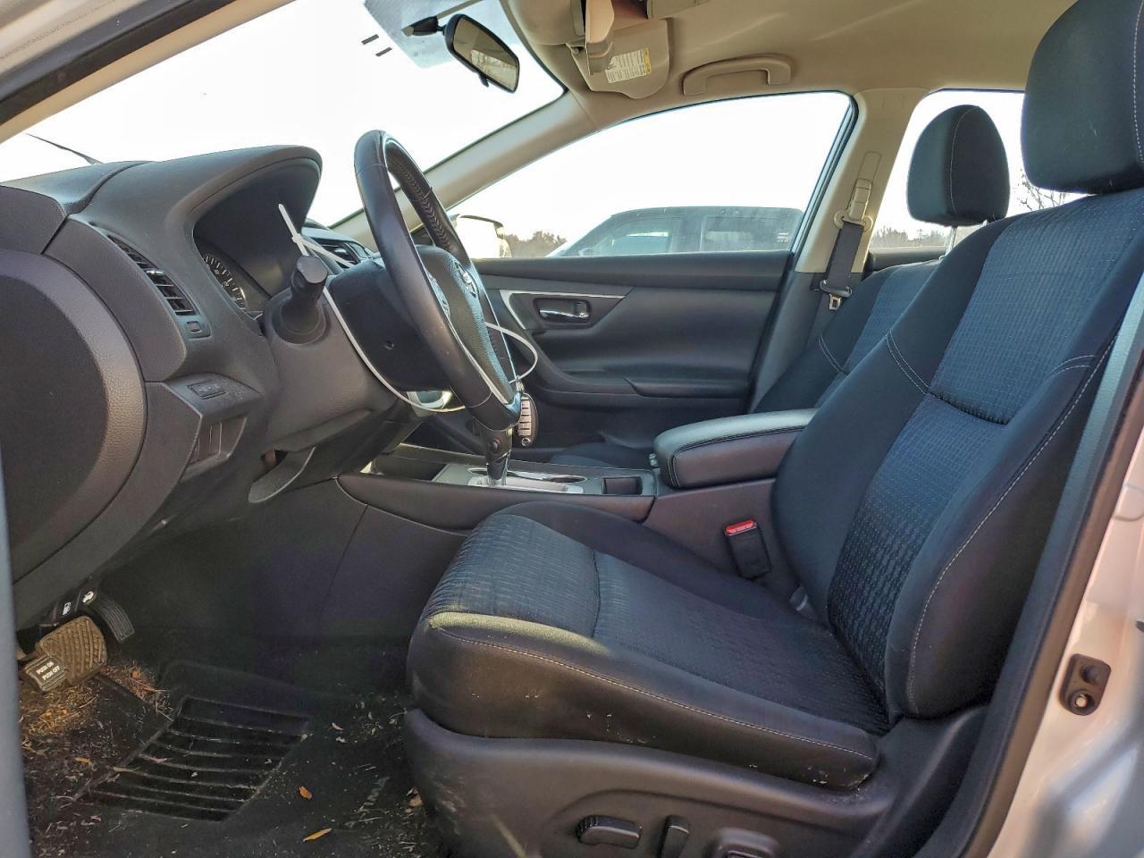 2017 Nissan Altima 2.5 - Фото 7