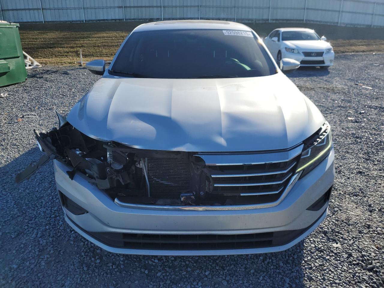 2021 Volkswagen Passat Se - Фото 5