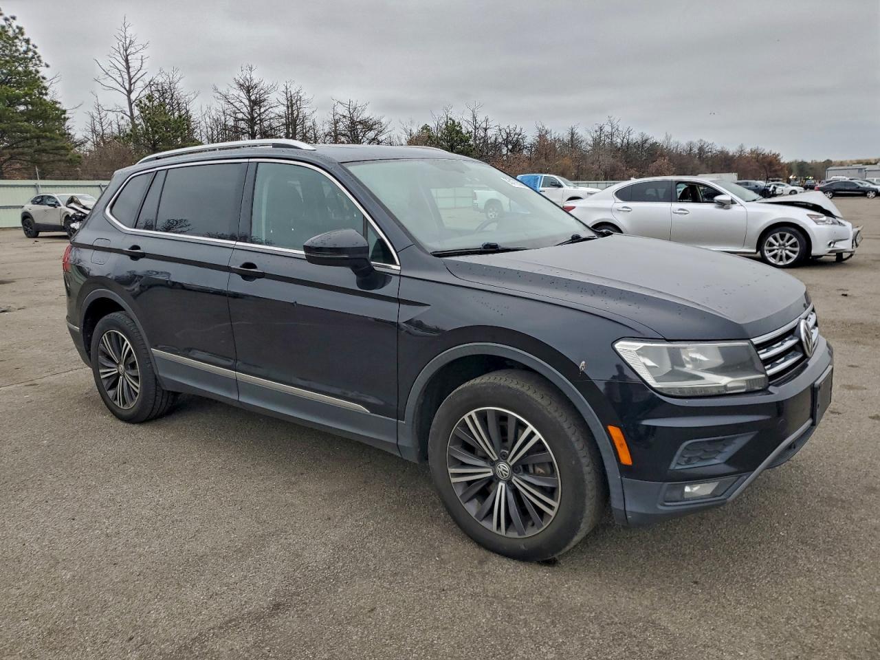 2019 Volkswagen Tiguan Se - Image 4