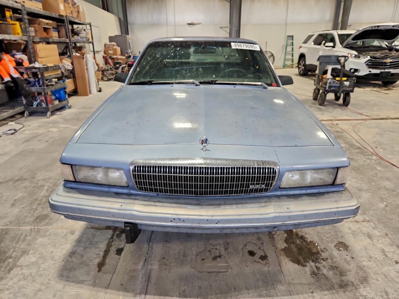 1993 Buick Century Special - Фото 5