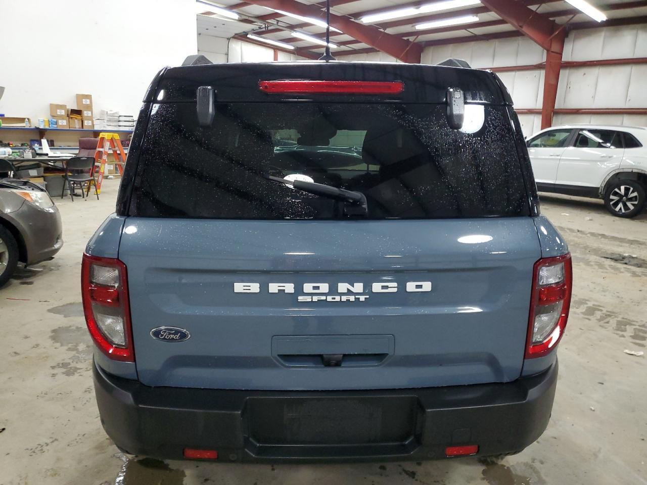 2024 Ford Bronco Sport Outer Banks - Image 6