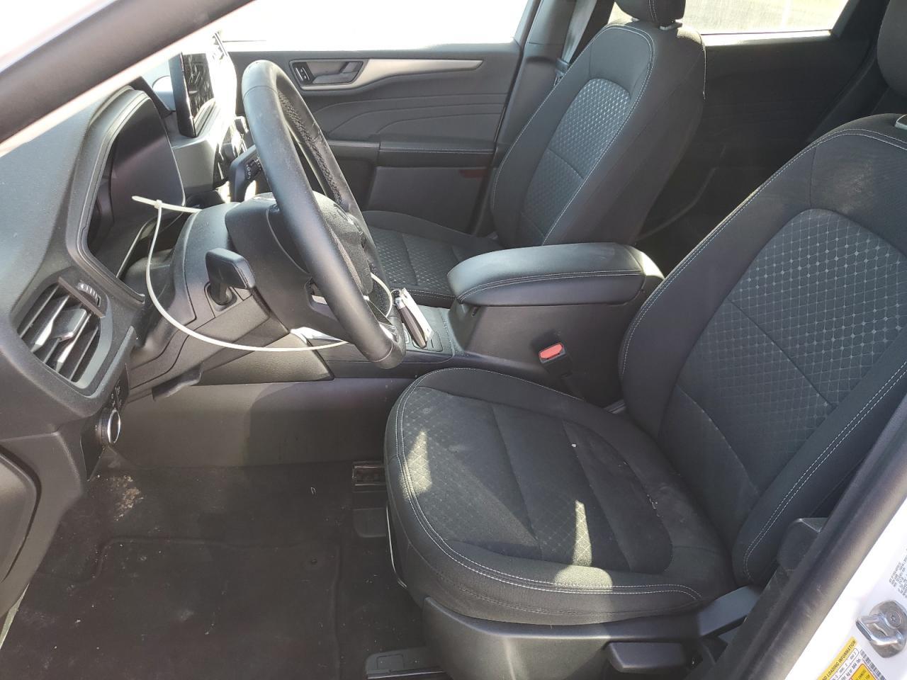 2025 Ford Escape Active - Image 7