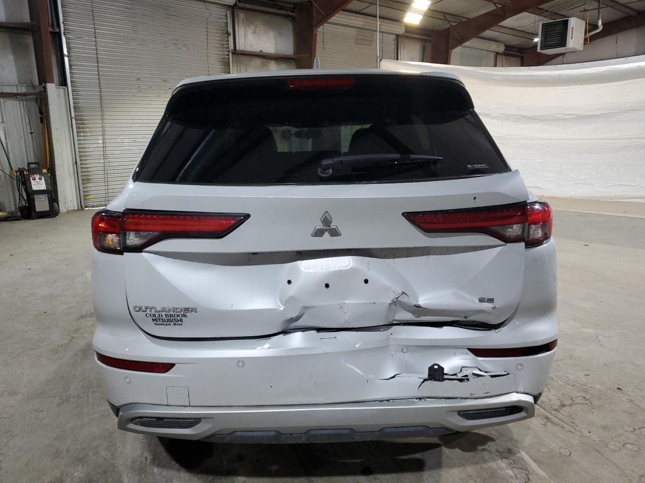 2024 Mitsubishi Outlander Se - Фото 6