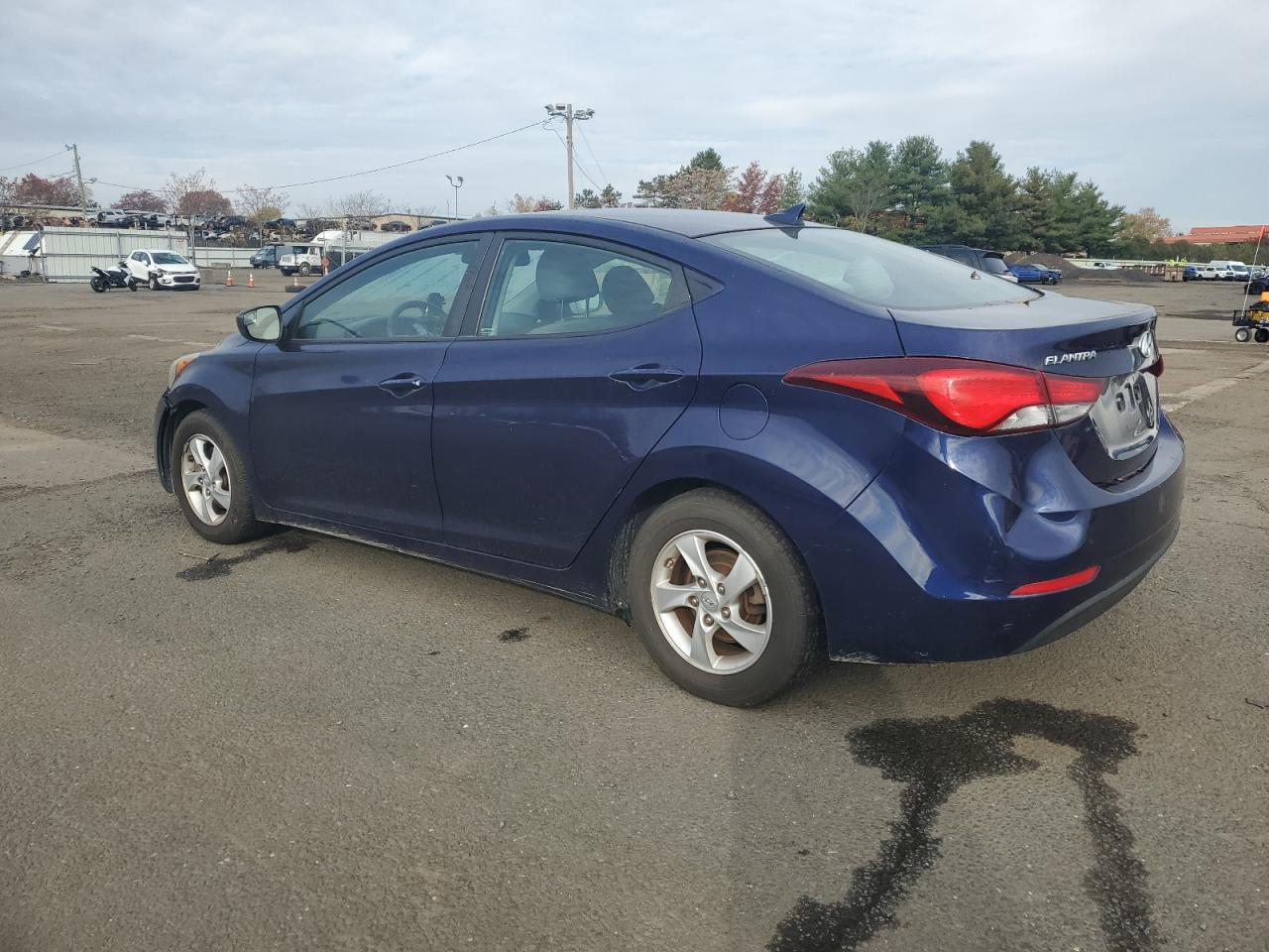 2014 Hyundai Elantra Se - Фото 2