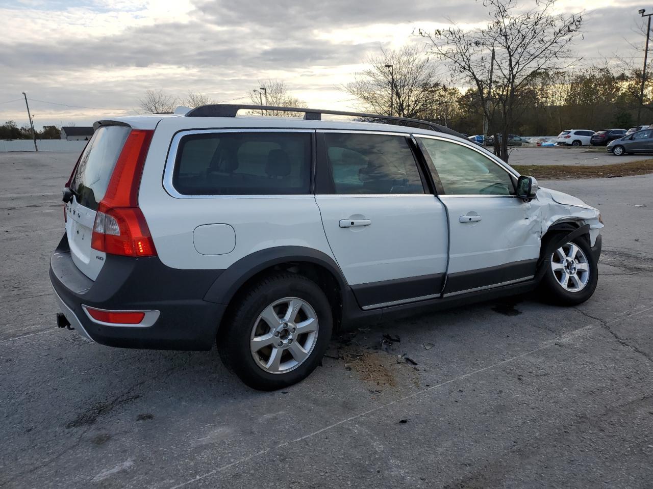 2012 Volvo Xc70 3.2 - Image 3