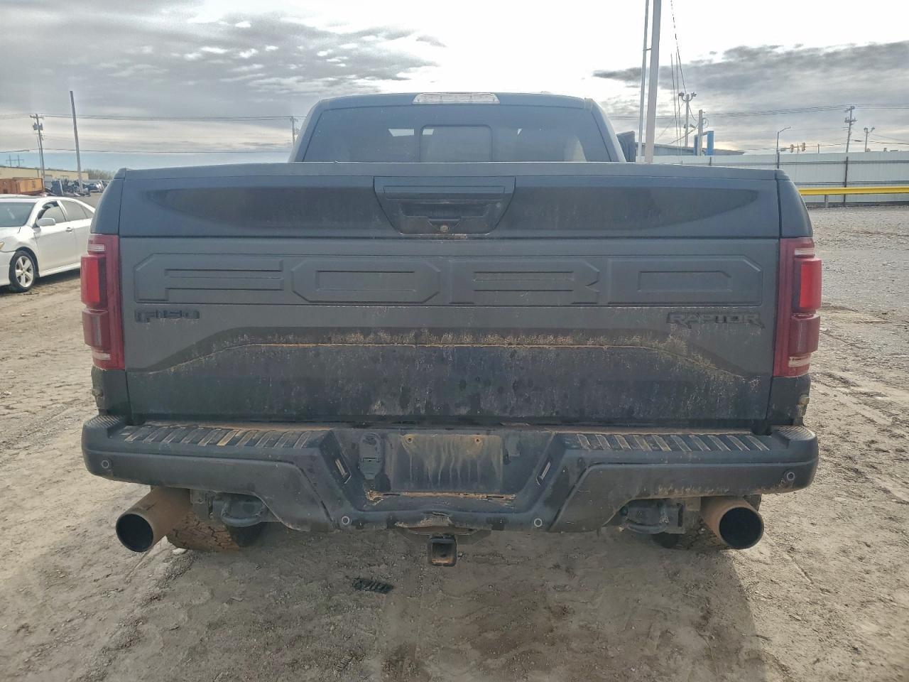 2018 Ford F150 Raptor - Фото 6