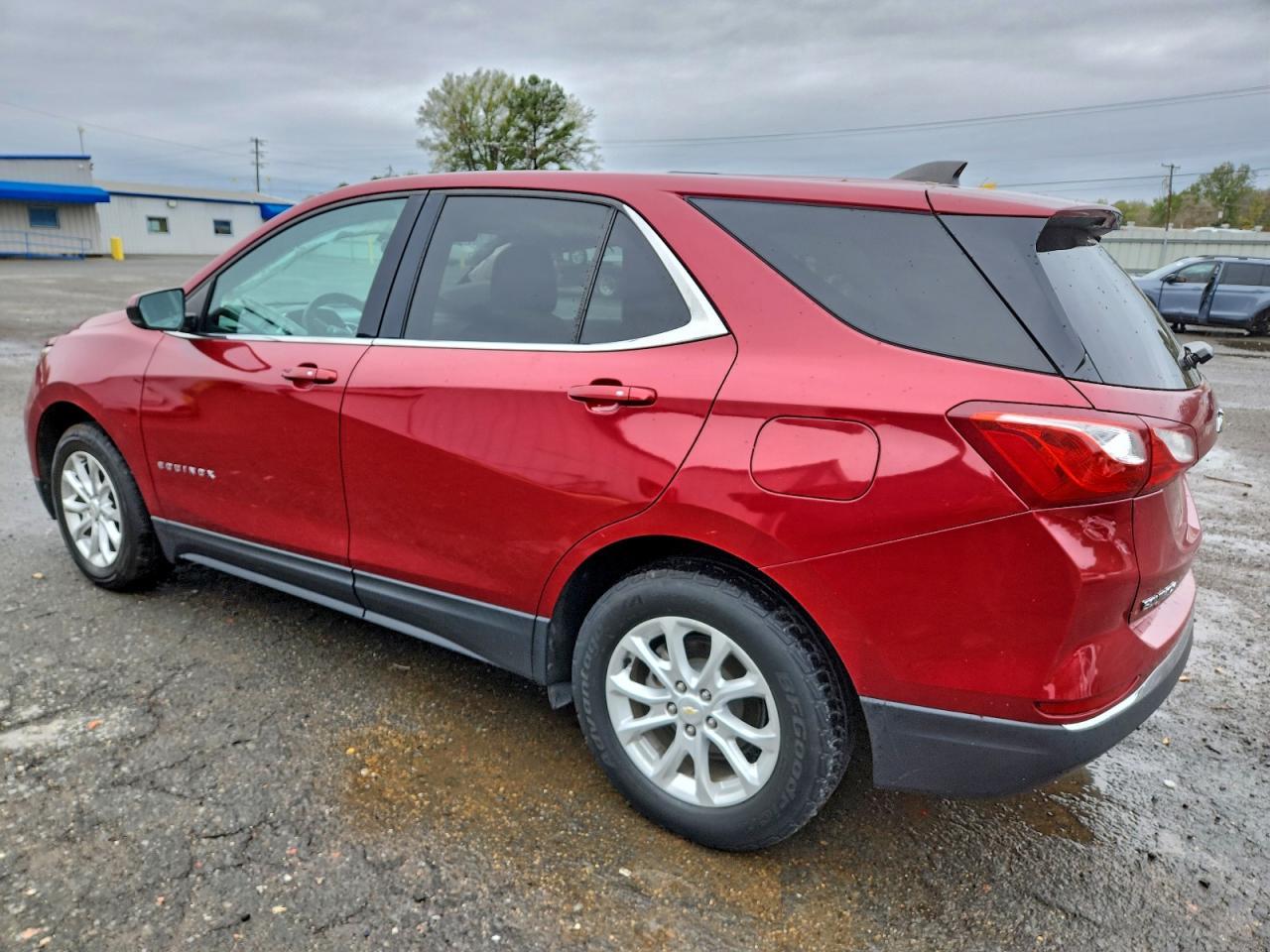 2018 Chevrolet Equinox Lt - Image 2
