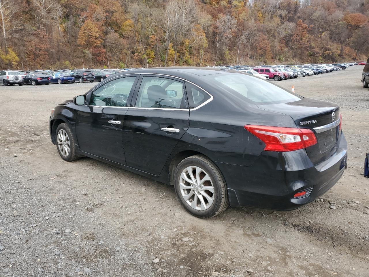 2018 Nissan Sentra S - Фото 2