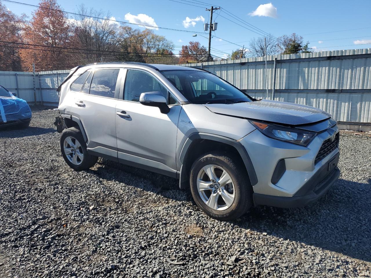 2021 Toyota Rav4 Le - Фото 4