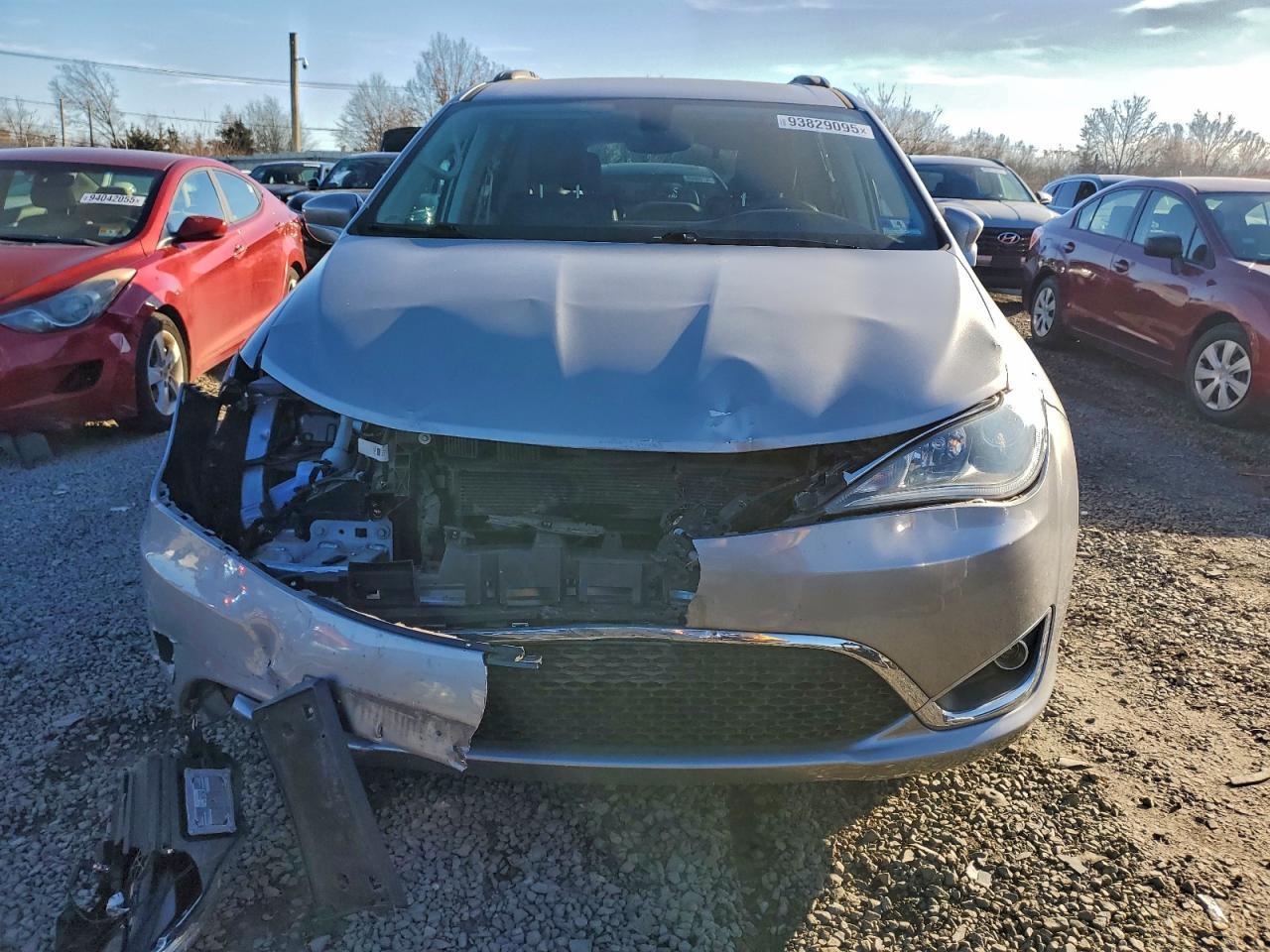 2017 Chrysler Pacifica Touring L - Фото 5