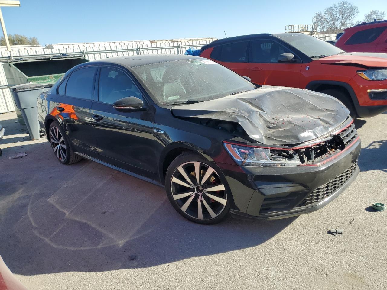 2018 Volkswagen Passat Gt - Image 4