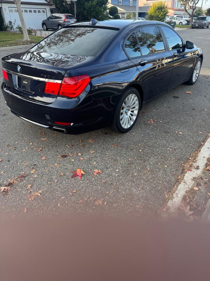 2012 BMW 750 Li - Image 4
