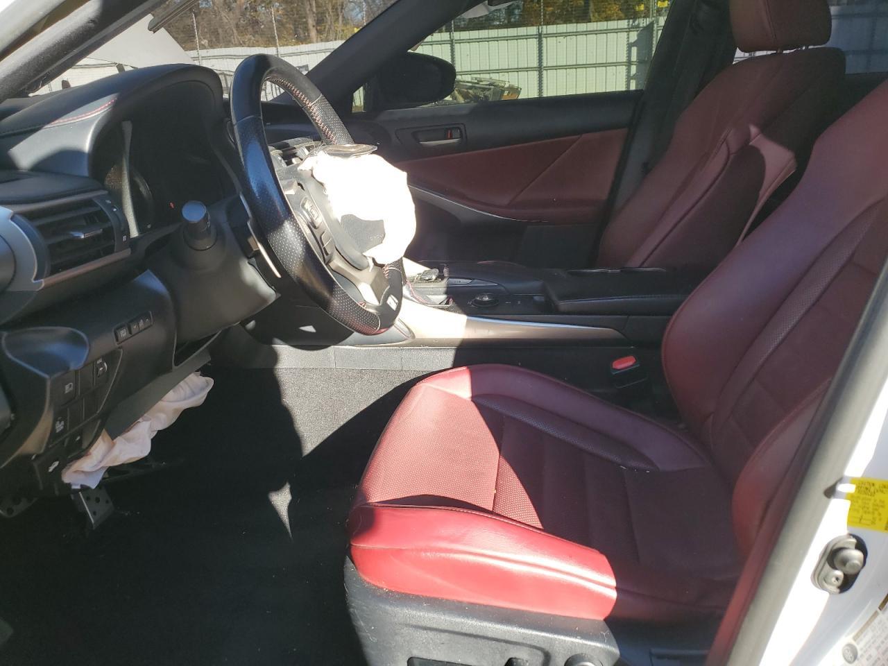 2017 Lexus Is 200T - Фото 7