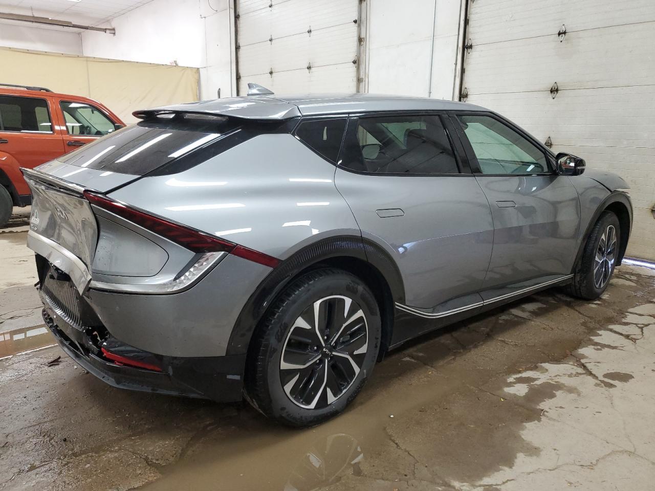 2024 Kia Ev6 Light - Image 3