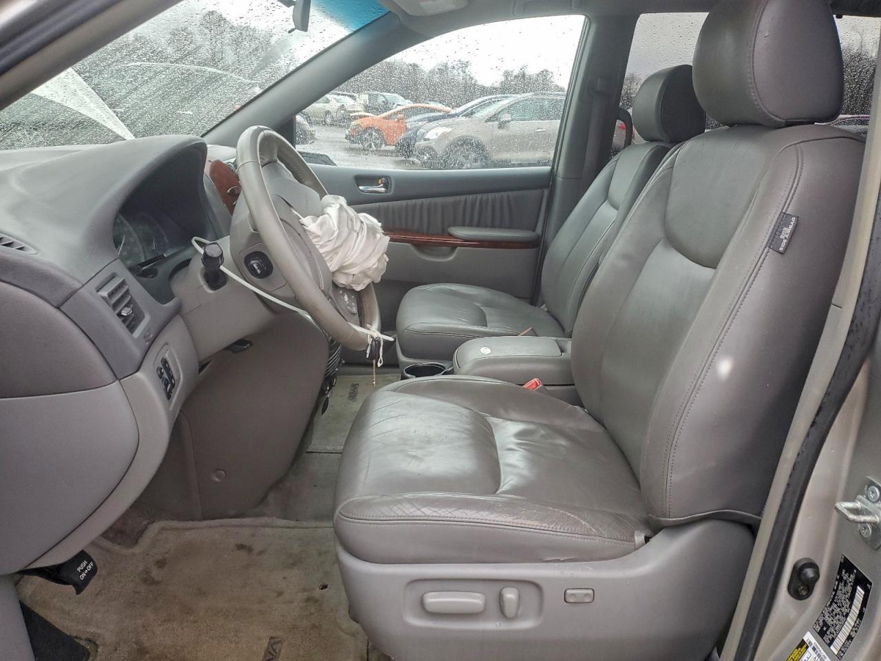 2005 Toyota Sienna Xle - Фото 7