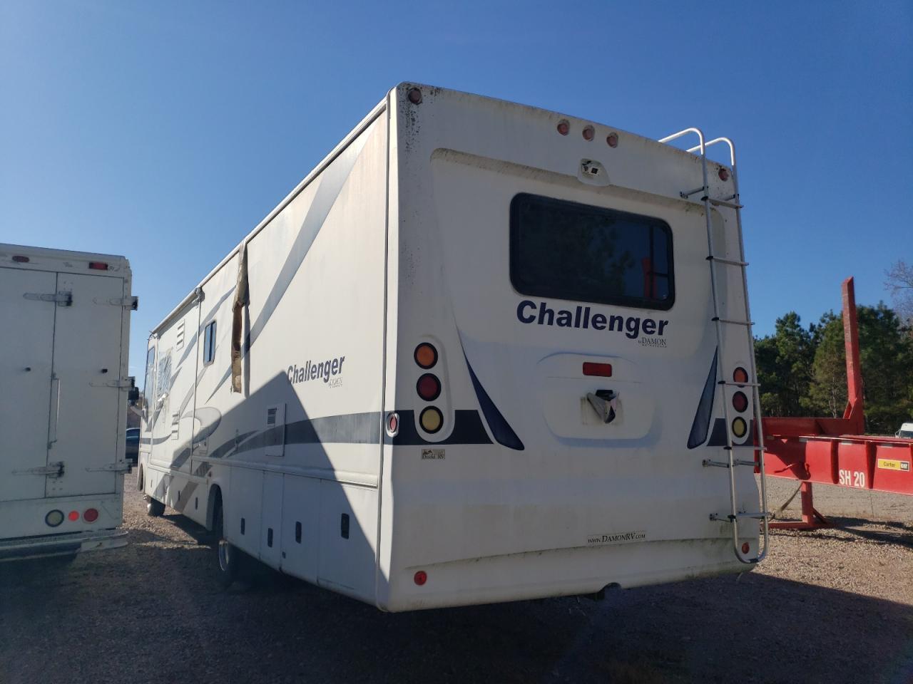 2007 Ford F550 Super Duty Stripped Chassis - Image 3