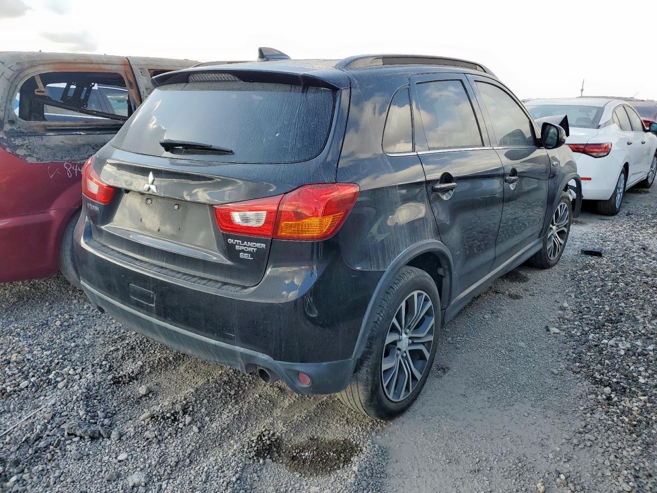 2017 Mitsubishi Outlander Sport Sel - Фото 3