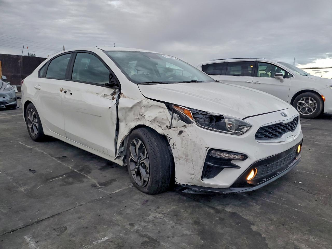 2021 Kia Forte Fe - Фото 4