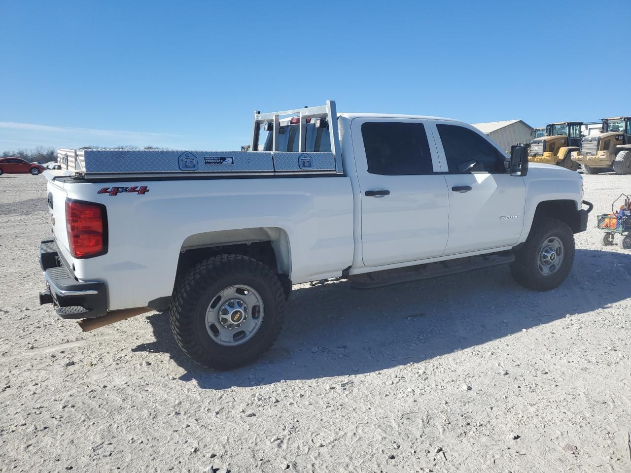 2019 Chevrolet Silverado K2500 Heavy Duty - Image 3