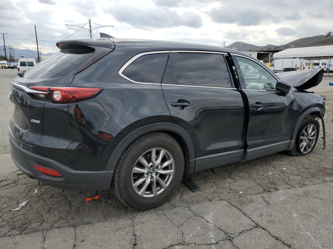 2018 Mazda Cx-9 Touring - Image 3