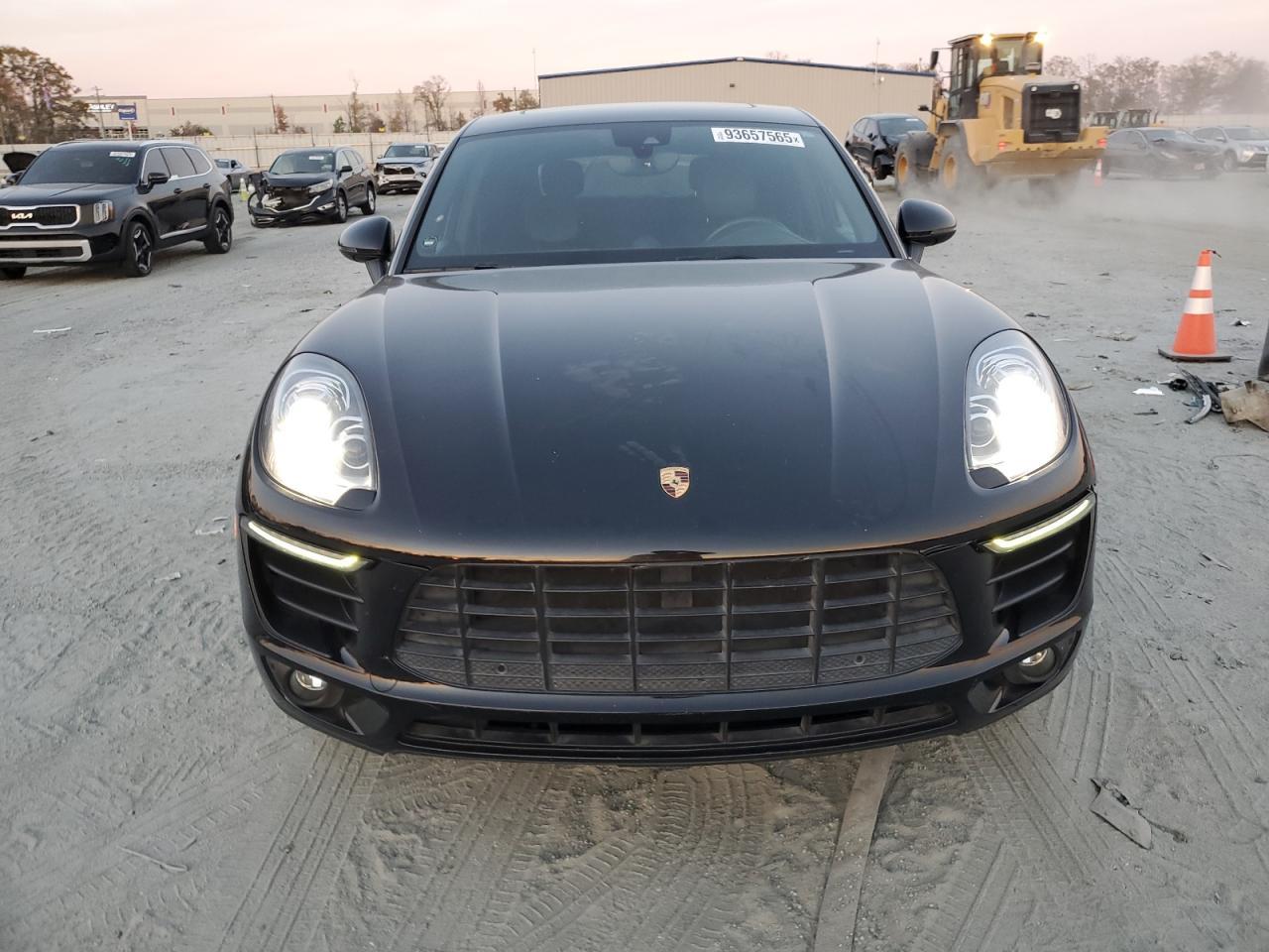 2017 Porsche Macan S - Image 5