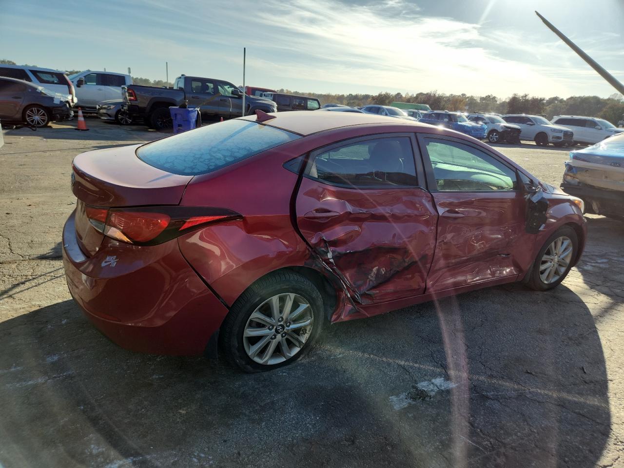 2014 Hyundai Elantra Se - Image 3