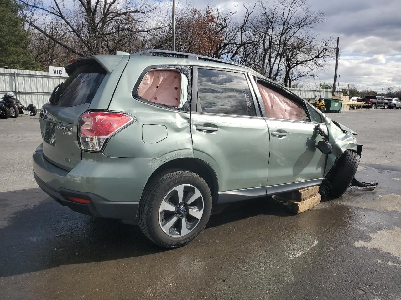 2017 Subaru Forester 2.5I Premium - Фото 3