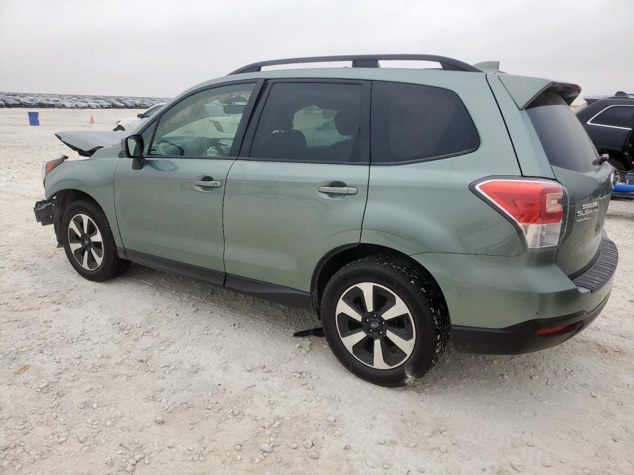 2018 Subaru Forester 2.5I Premium - Image 2