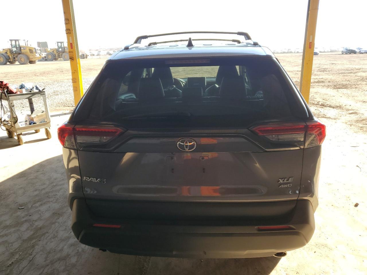 2024 Toyota Rav4 Xle Premium - Фото 6