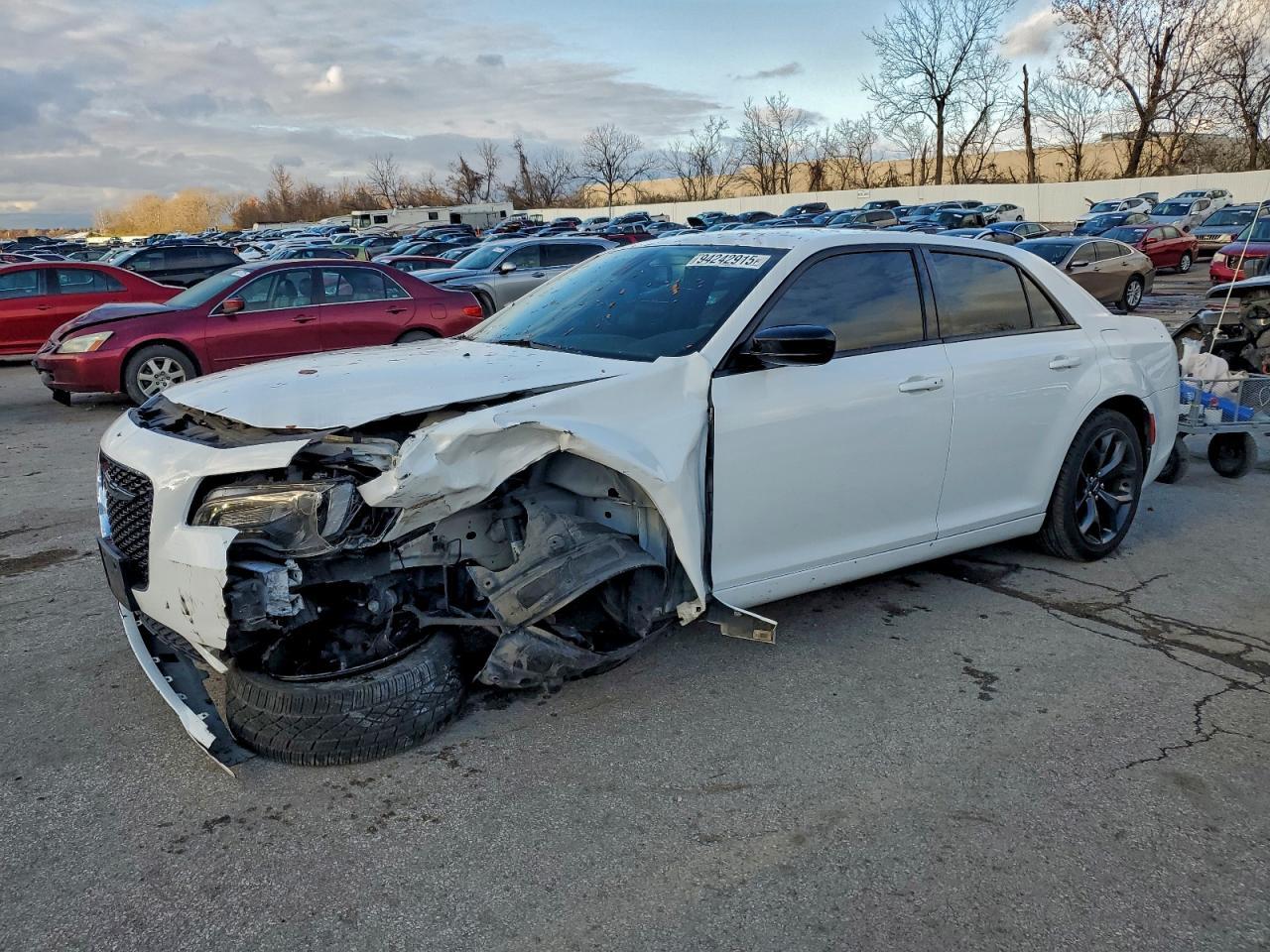 2020 Chrysler 300 Touring