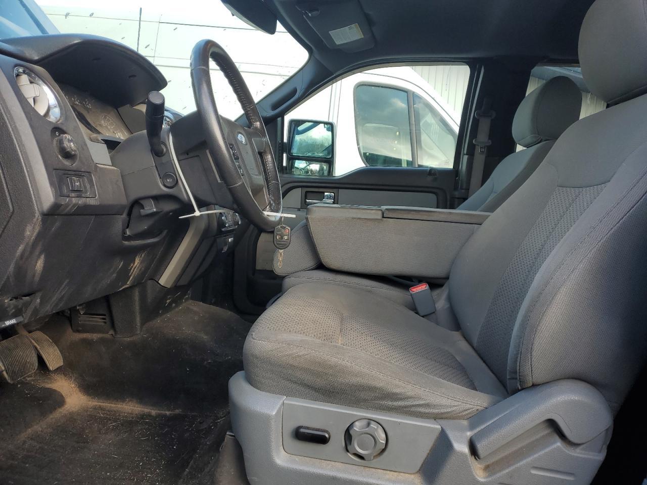 2013 Ford F150 Super Cab - Фото 7