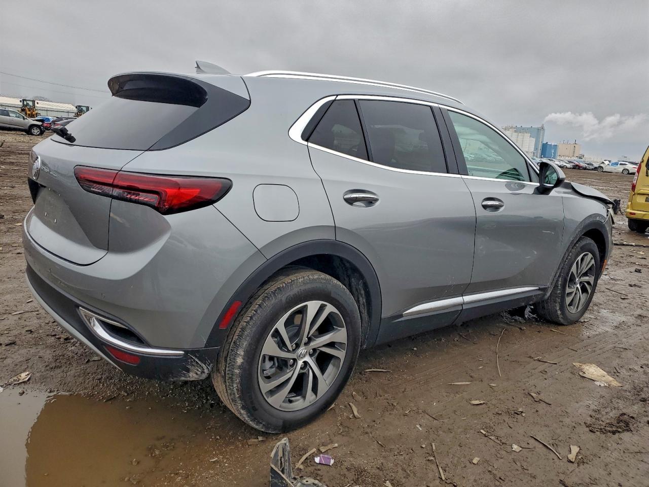 2023 Buick Envision Essence - Image 3